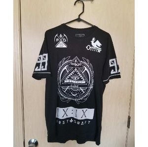 Urban edgy black t-shirt